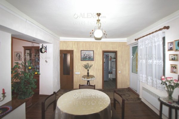 Ереван, ул. Мецаренца