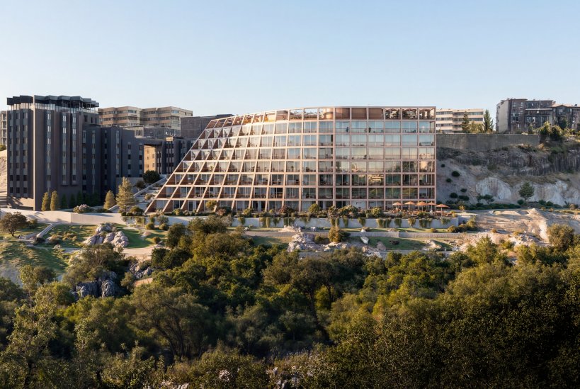 Kamertoon Multifunctional Complex