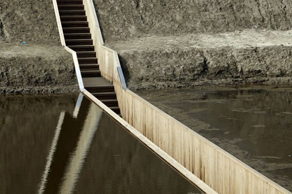 The Dutch Built a Wooden 'Sunken' Bridge