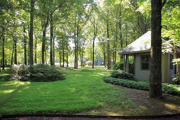 Особняк Уитни Хьюстон Выставлен на Продажу