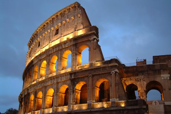 Էյֆելյան Աշտարակը Ճանաչվել է Եվրոպայի Ամենաթանկ Հուշարձանը