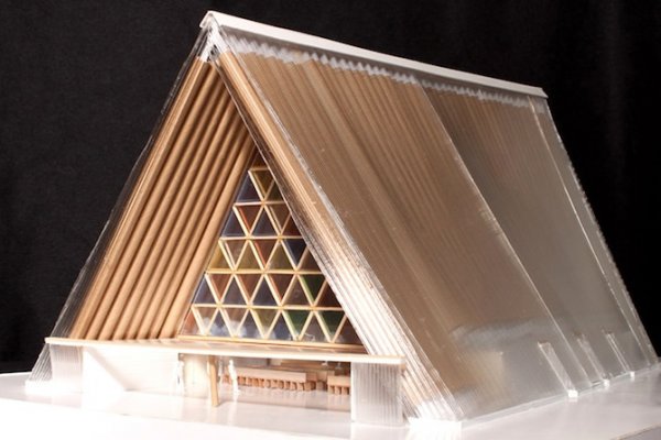 Ճարտարապետ Շիգերու Բանն Ավարտել Է Ստվարաթղթե Տաճարի Կառուցումը