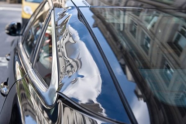 London Skyscraper Melts Jaguar Car Parts
