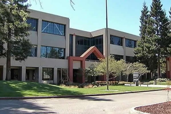 Google Ընկերությունը Վարձակալել Է Նախկին Առևտրի Կենտրոնը