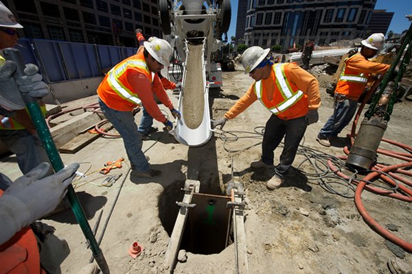 Լոս Անջելեսում Իրականացվել Է Բետոնի Ռեկորդային Լցոնում