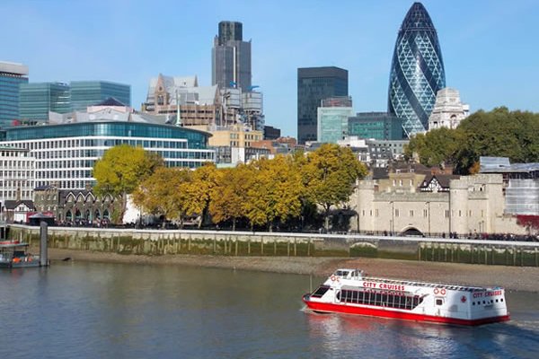 London's Gherkin Skyscraper Put On The Market