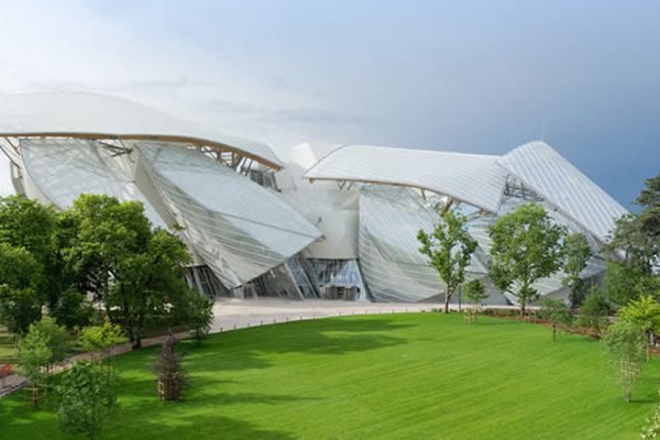 Փարիզում Բացվել Է Louis Vuitton Թանգարանը