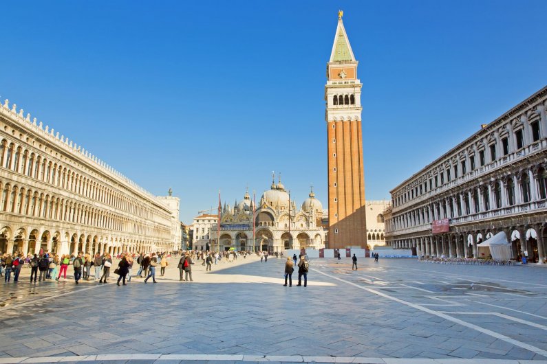 Procuratie Vecchie On Venice’s Piazza San Marco To Be Restored