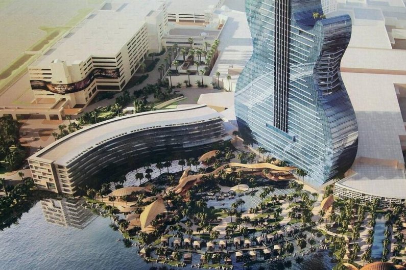 Seminole Hard Rock Hotel & Casino in Florida, Guitar-Shaped Hotel