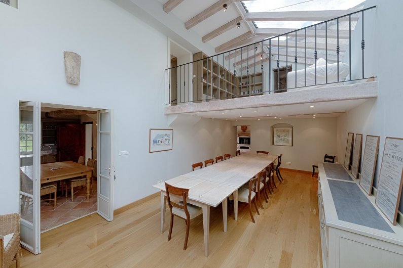 Former Home Of French Singer Edith Piaf Goes On The Market