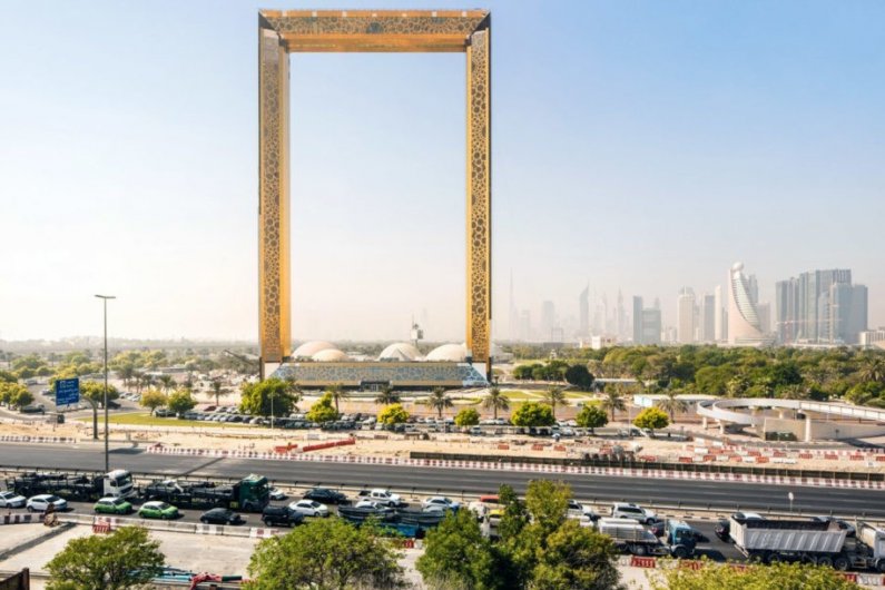 World's Largest Picture Frame Opens In Dubai