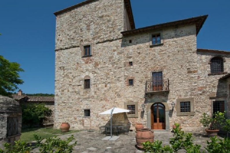 Michelangelo’s Former Tuscan Villa Is On Market For US$ 9.3 Million