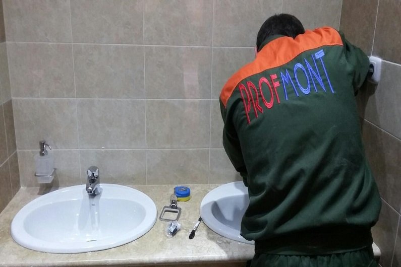 Սանիտարական սարքերի տեղադրում