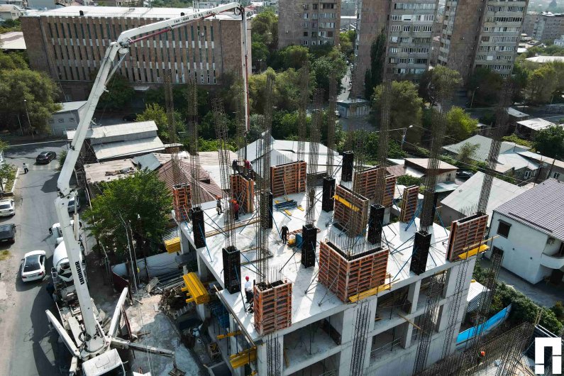Arabkir 19 concrete column work by Archicon.