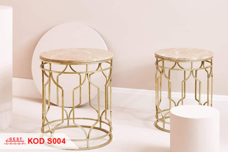 Փոքր սեղաններ