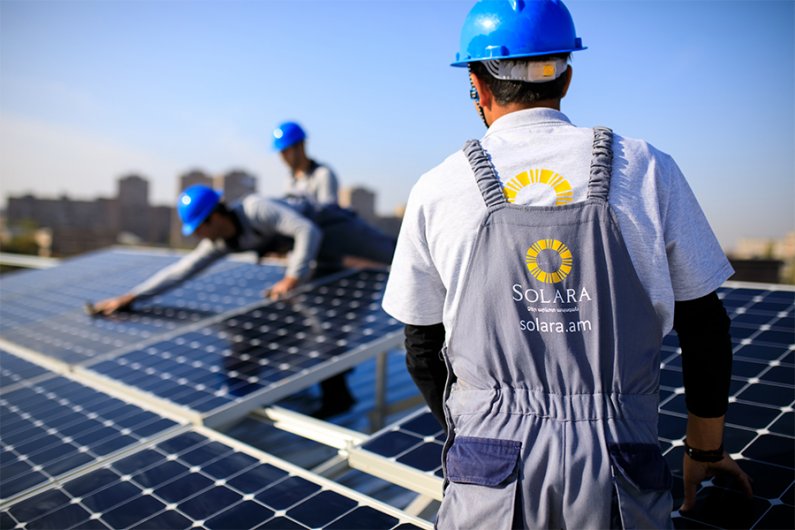 solara arevayin hamakarger ev panelner