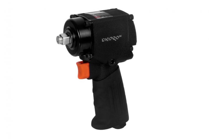 Պնեվմատիկ մանեկադարձ