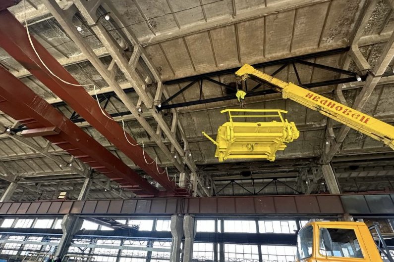 Crane trolley maintenance