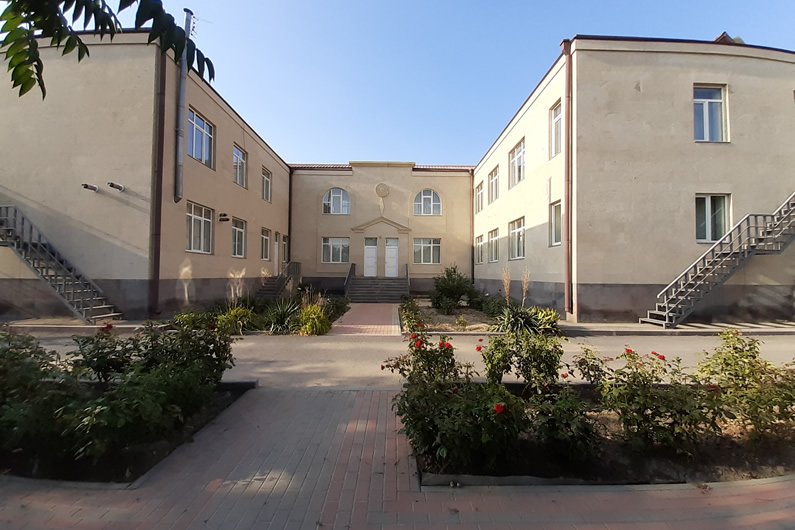 Դպրոցների կառուցում