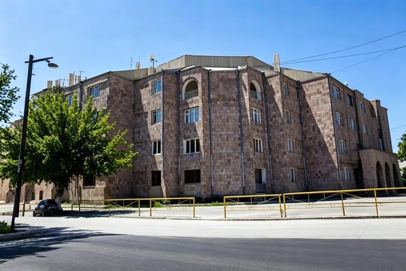 Բնակելի Շենքերի Կառուցում
